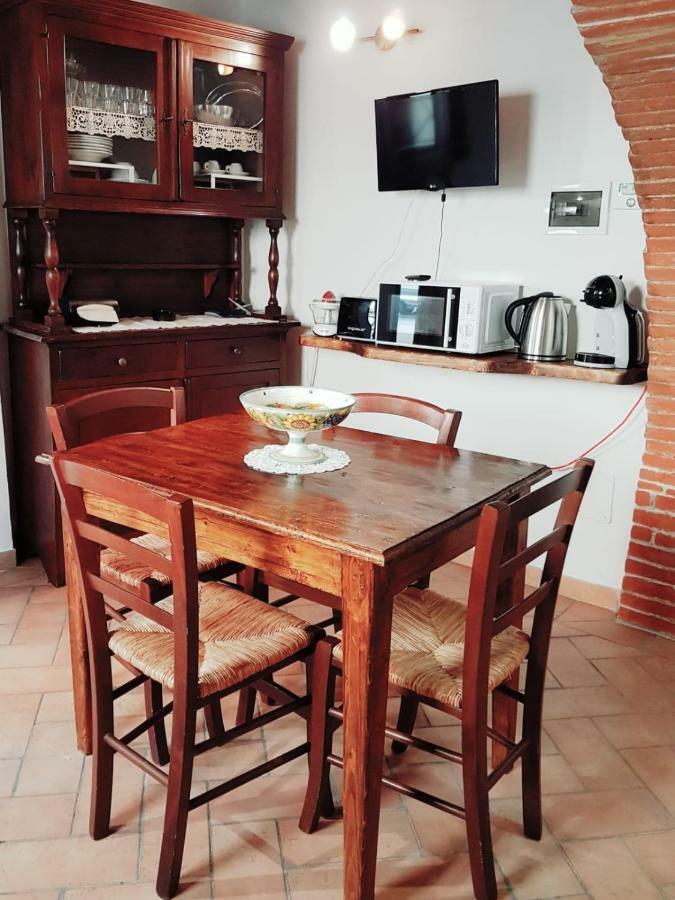 Апартаменты La Casina Di Sant Agostino Колле-ди-Валь-д'Эльса Экстерьер фото